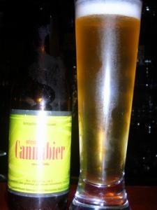 Cannabisbier geen merknaam